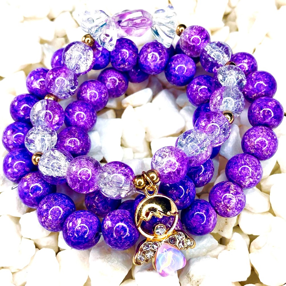 BIN1  $15 beaded glass bracelets Youll get 3